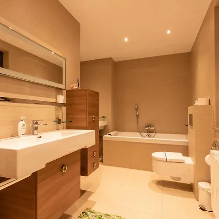 Basha Premium 1 * Sopot